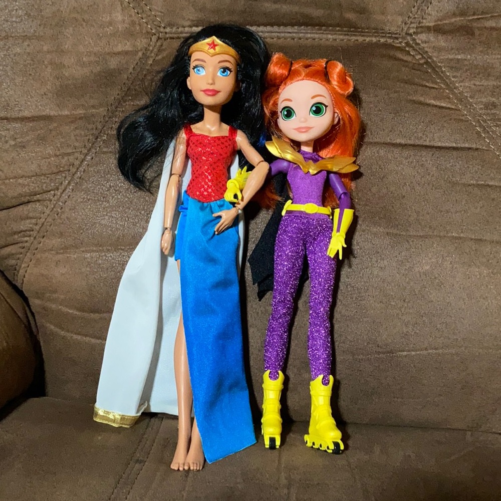 Wonder Women and Batgirl!